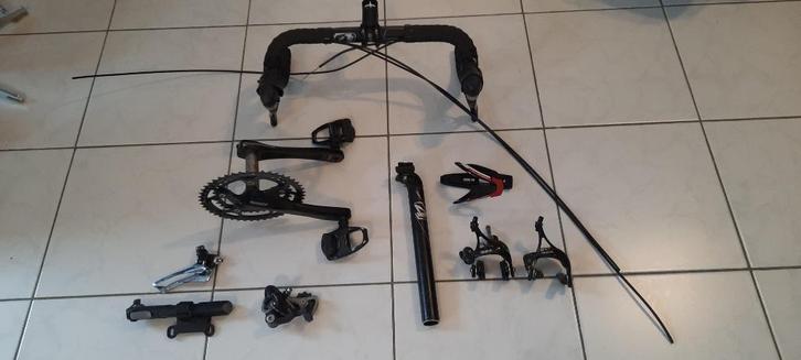 Shimano 105 Groepset met wielen en andere onderdelen, Fietsen en Brommers, Fietsonderdelen, Stuur, Ophalen