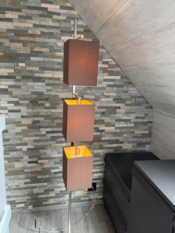 Staande lamp. Hoogte 1m60 , 3 lichtpunten met dimmer, Enlèvement, Comme neuf