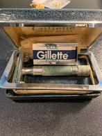 Oude gilette met extra mesjes zeldzame vondst, Ophalen