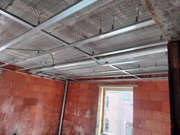 Plafond métal stud... Peinture etc  beschikbaar voor biedingen