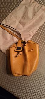 Tas Delvaux. Kleur oker., Ophalen