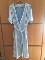 Blauwe kamerjas/badjas korte mouwen vrouw maat 40, Kleding | Dames, Overige Dameskleding, Ophalen of Verzenden