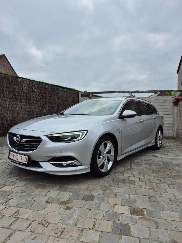 Opel Insignia Sports Tourer Exclusive OPC-Line, Autos, Opel, Particulier, Insignia, ABS, Phares directionnels, Airbags, Air conditionné