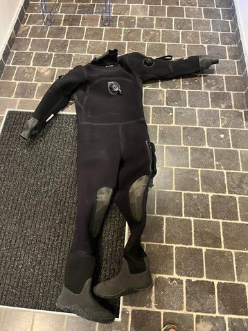 Duikmateriaal: Droogpak BARE maat:MT CD4 PRO DRY, Watersport en Boten, Duiken, Ophalen, Gebruikt, Duikpak