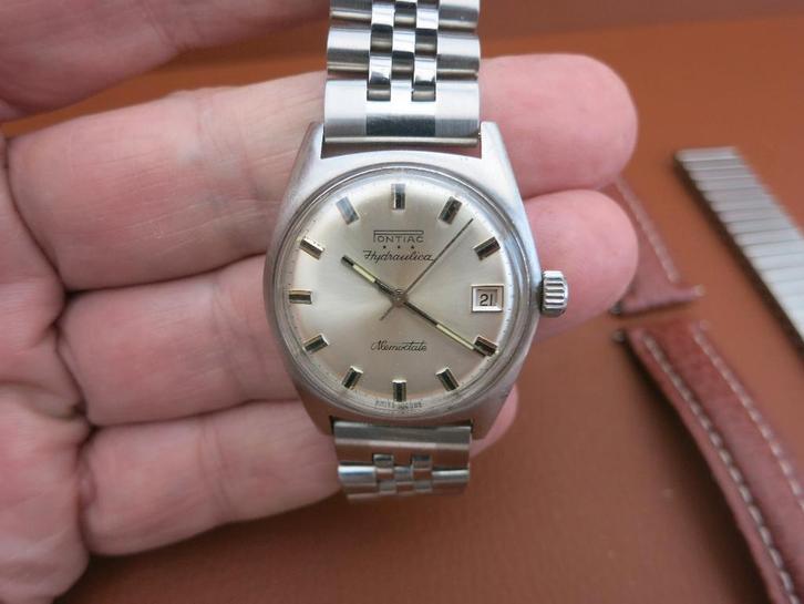 Mémodate hydrolique du Pontiac, Bijoux, Sacs & Beauté, Montres | Hommes, Utilisé, Montre-bracelet, Autres marques, Acier, Autres matériaux