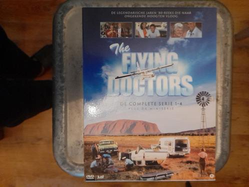 Flying Doctors Pakket (enkel als geheel), Cd's en Dvd's, Dvd's | Tv en Series, Actie en Avontuur, Boxset, Vanaf 6 jaar, Verzenden