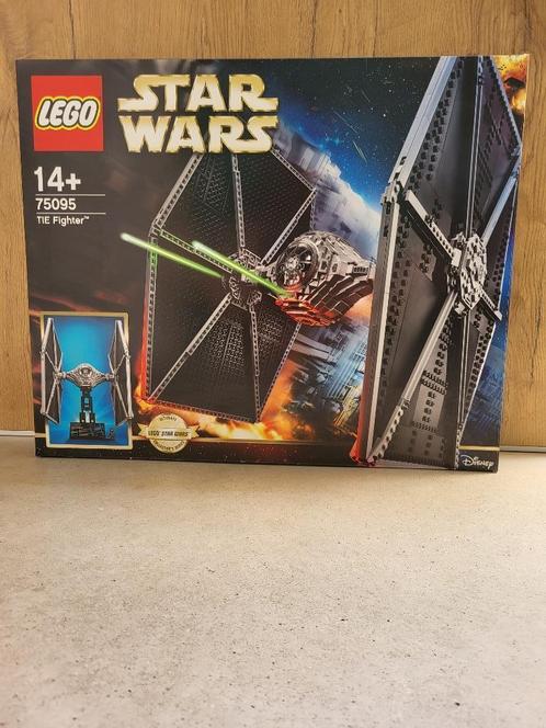 LEGO Star Wars UCS TIE Fighter (Set 75095), Kinderen en Baby's, Speelgoed | Duplo en Lego, Zo goed als nieuw, Lego, Complete set