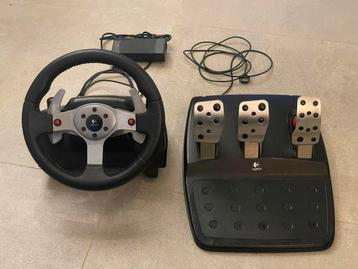 Logitech G25 steering wheel + pedals beschikbaar voor biedingen