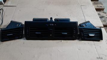 Luchtrooster ventilatie Dashboard compleet 3 dlg. BMW X3 E83 beschikbaar voor biedingen
