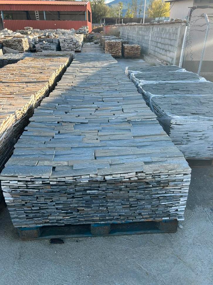 Pierre naturelle grise / Grijze natuursteen – Palette 25 m², Bricolage & Construction, Bricolage & Rénovation Autre, Comme neuf