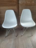 2 witte eetkamerstoelen, Huis en Inrichting, Stoelen, Ophalen, Kunststof, Twee, Wit