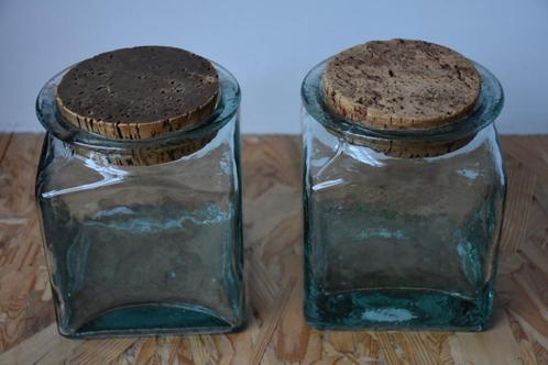 2x vintage pot groot vierkant groen glas met kurk, Antiquités & Art, Antiquités | Verre & Cristal, Enlèvement ou Envoi