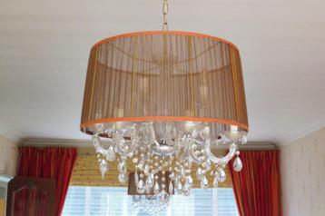 2 identieke lusters beschikbaar voor biedingen