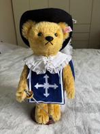Steiff - Athos de Koninklijke Musketier, Ophalen of Verzenden, Zo goed als nieuw, Stoffen beer, Steiff