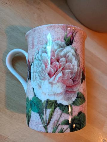 ZGAN Creative Tops Antique Rose Mug Northamptonshire England beschikbaar voor biedingen