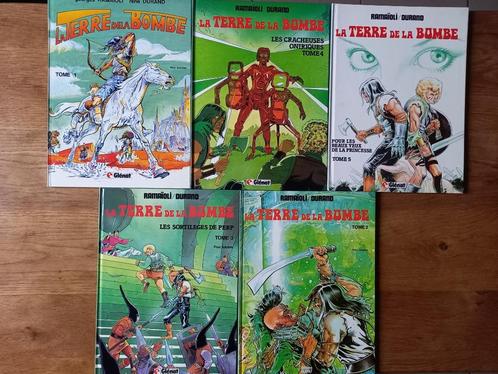 la terre de la bombe - 5 tomes - complet, Boeken, Stripverhalen, Gelezen, Ophalen