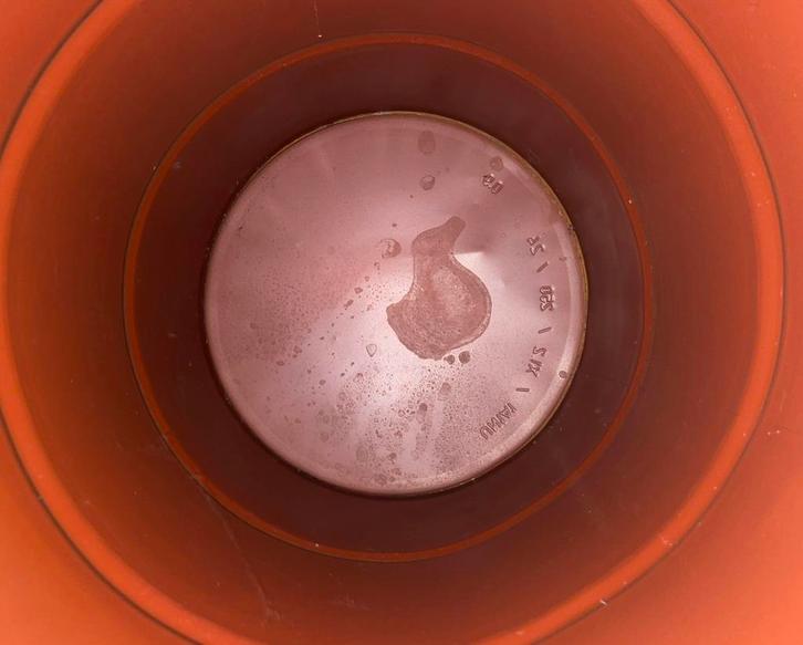 Metalen vat 220 of 240 liter (deksel+omsnoering) 100% SCHOON, Tuin en Terras, Regentonnen, Zo goed als nieuw, Hout, Met kraantje