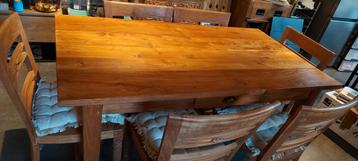 Table 160x90 cm+ 6 chaises en bois massif 