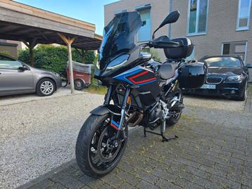 Bmw F 900 XR Sport edition 2025 1000 kms!! 4,5j Garantie beschikbaar voor biedingen