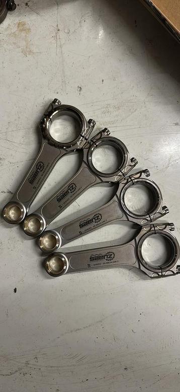 Saenz S4 Drijfstangen K20/K24 - 3 Goed, 1 Beschadigd beschikbaar voor biedingen