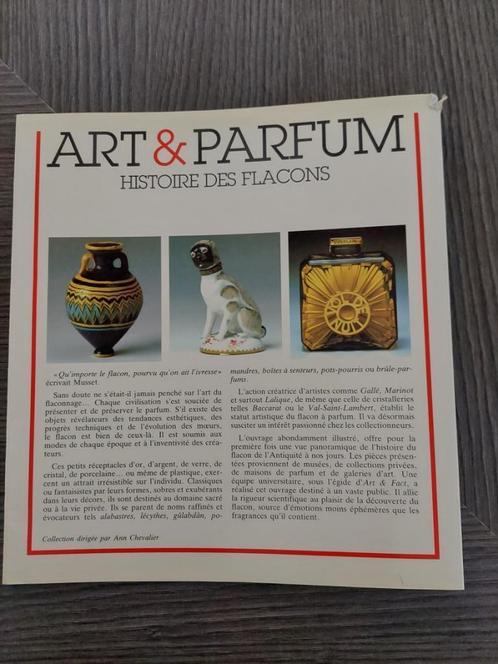 ② Livre Art & Parfums Histoire des flacons — Parfums — 2ememain