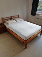 Bed met matras (2persoons), Huis en Inrichting, Slaapkamer | Bedden, Ophalen, Gebruikt, Tweepersoons