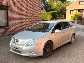 TOYOTA AVENSIS 2012 320.000KM DIESEL beschikbaar voor biedingen