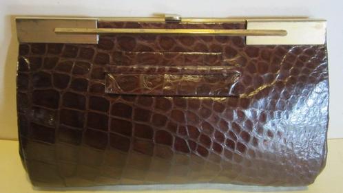 Art deco vintage krokodillenleren avondtas, grote clucth 212, Handtassen en Accessoires, Tassen | Damestassen, Zo goed als nieuw