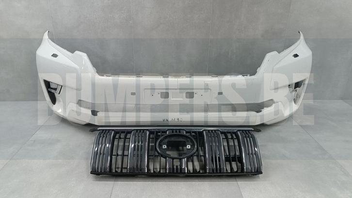 Bumper Toyota Land Cruiser J150 Facelift 18-/+ grill 52119-6, Auto-onderdelen, Carrosserie, Bumper, Voor, Gebruikt, 6 maanden garantie