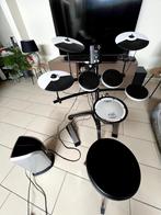 Roland TD-02 V-Drum met Roland PM-03 Personal Drum Monitor, Muziek en Instrumenten, Drumstellen en Slagwerk, Roland, Elektronisch