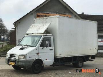 Iveco Daily 49.12/35 2.8 Koffer Bakwagen Laadklep beschikbaar voor biedingen
