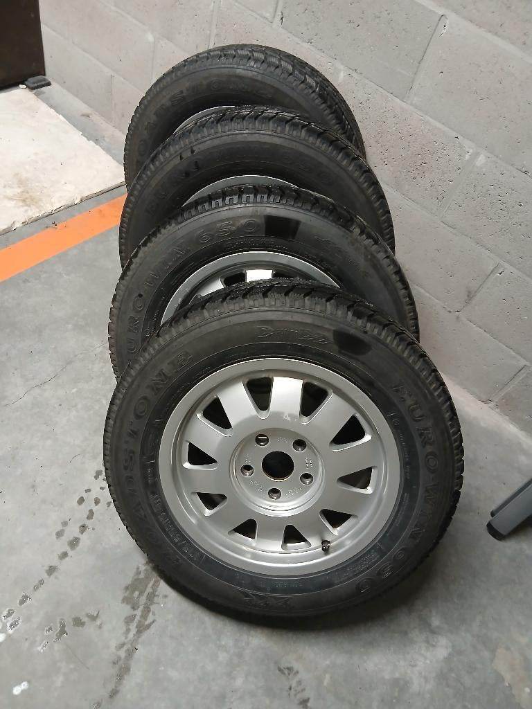 Pneus 195/65/15 sur jante Audi, Autos : Pièces & Accessoires, Pneus & Jantes, Pneus et Jantes, Pneus hiver, 15 pouces, 195 mm