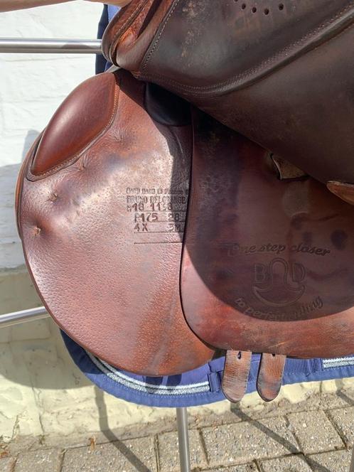 Selle Delgrange taille 17.5, Animaux & Accessoires, Chevaux & Poneys | Selles, Utilisé, Obstacle, Enlèvement ou Envoi