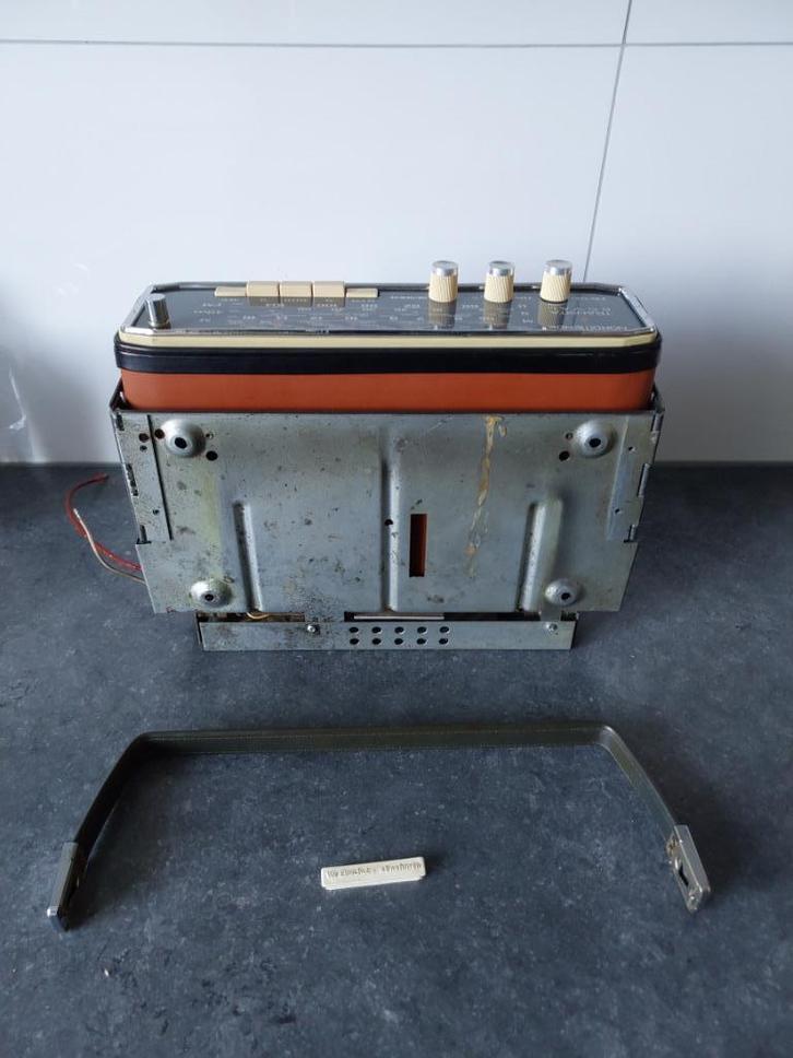 Nordmende Royal Radio + Auto Slede Oldtimer VW Opel BMW, Audio, Tv en Foto, Radio's, Gebruikt, Radio, Verzenden