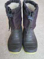 Sneeuwlaarsjes kind maat 25/26, Enlèvement ou Envoi, Comme neuf, Bottes, Garçon ou Fille