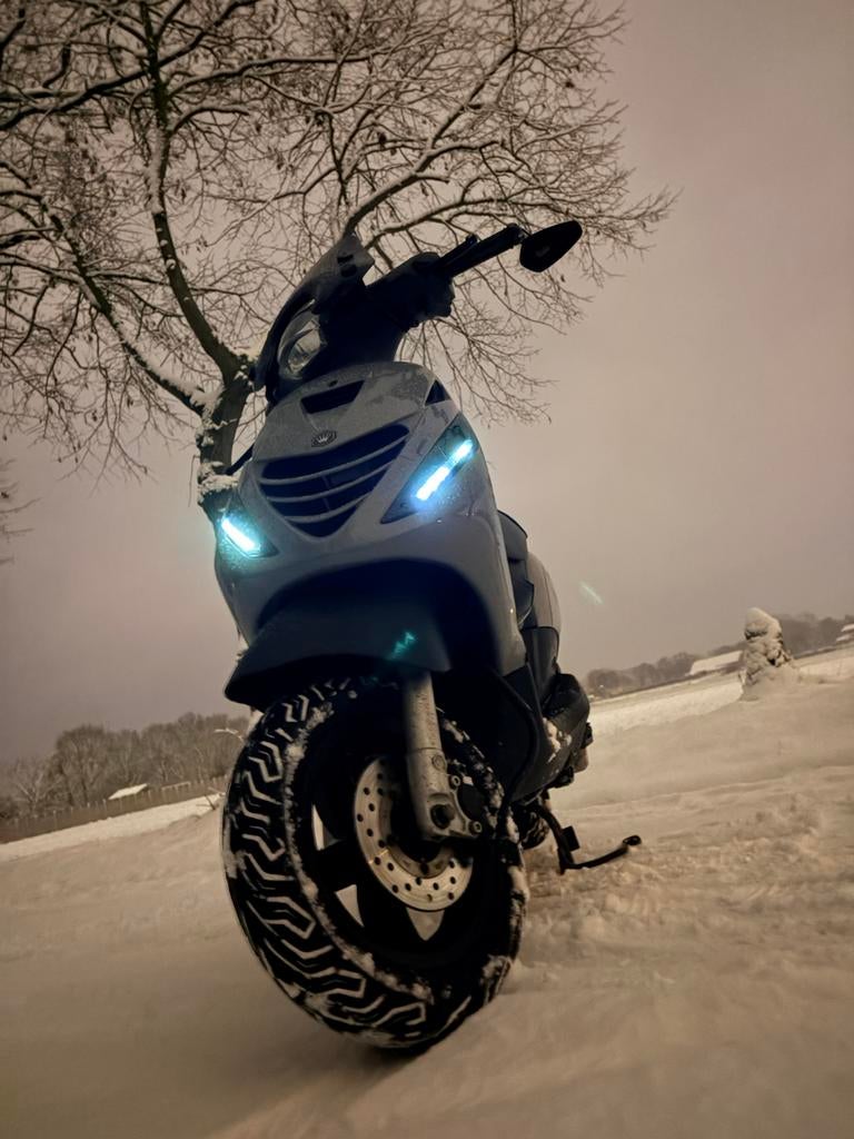 Zip 4t 50cc, Ophalen, Zip, Klasse A (25 km/u), Zo goed als nieuw