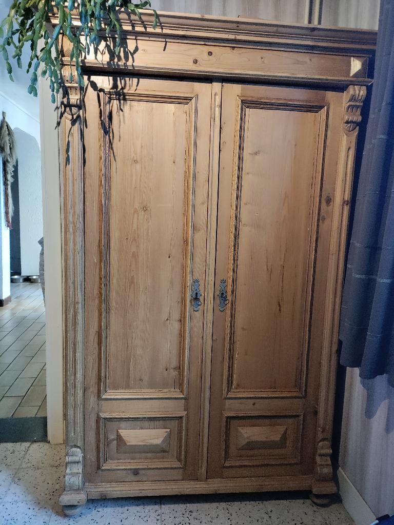 Antieke landelijke grenen meidenkast, Enlèvement