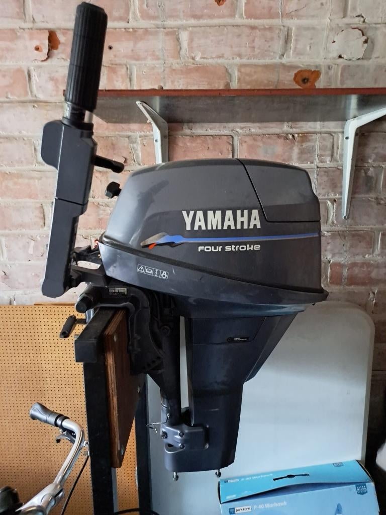 Yamaha 9.9 pk 4 tact, Sports nautiques & Bateaux, Moteurs Hors-bord & In-bord, Enlèvement, Utilisé, Moteur à quatre temps