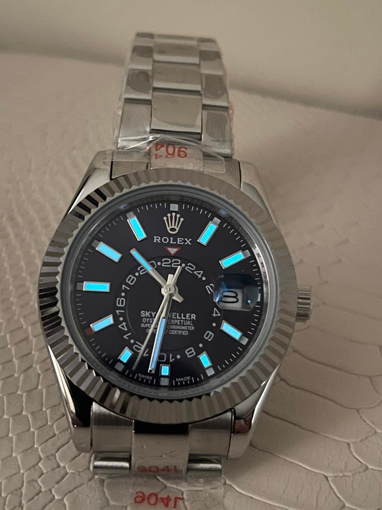 Rolex sky dweller., Bijoux, Sacs & Beauté, Montres | Hommes, Rolex, Acier, Enlèvement, Acier