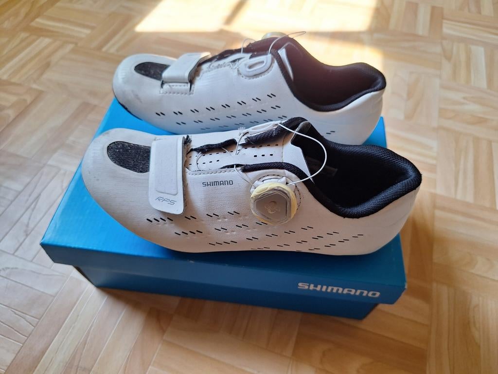 Chaussures de vélo Shimano RP 501, Vélos & Vélomoteurs, Enlèvement ou Envoi, Utilisé, Chaussures, Shimano