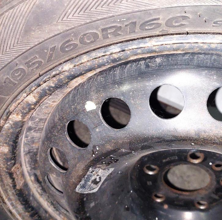 4 wintervelgen fiat doblo - Opel - Peugeot - Citroen 16'', Auto-onderdelen, Banden en Velgen, Velg(en), Winterbanden, 16 inch