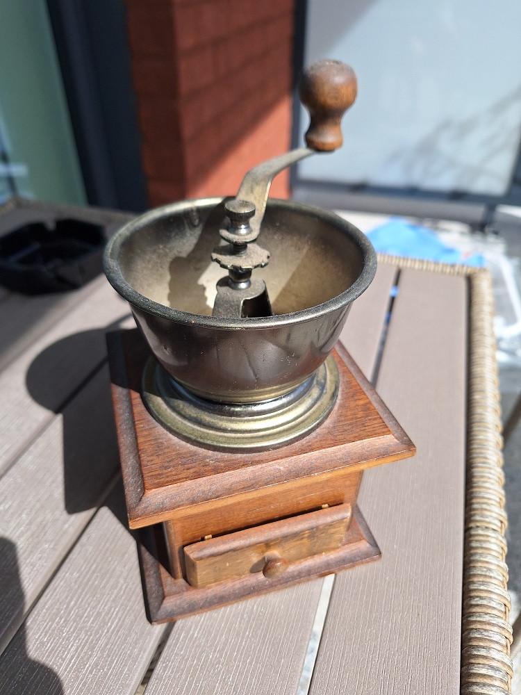 antiquité Moulin, Ophalen