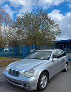 MERCEDES-BENZ C220 euro 3 290 000 démarrages 2004, Autos, Entreprise, Achat, Euro 3