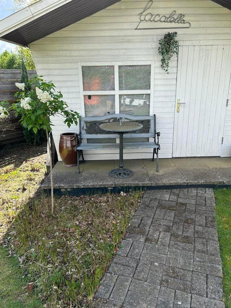 Mooie tuinbank en tafeltje, Ophalen, Gebruikt