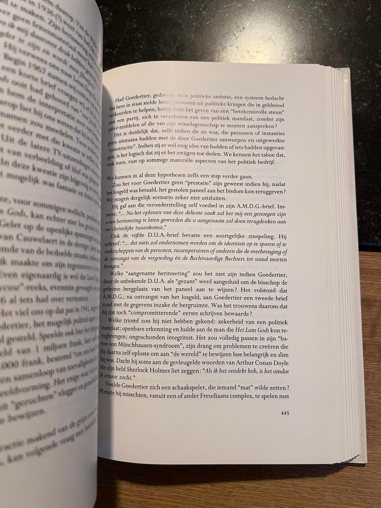 Dossier Lam Gods, zoektocht naar de rechtvaardige rechters -, Boeken, Geschiedenis | Nationaal, Ophalen of Verzenden, 20e eeuw of later