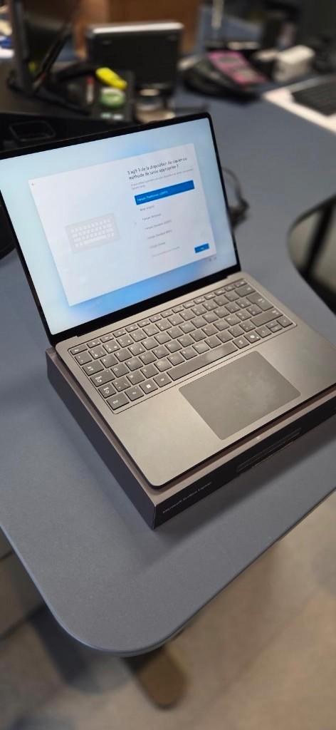 Microsoft Surface Laptop 7, Computers en Software, Windows Laptops, Zo goed als nieuw, 13 inch, SSD, 16 GB, Azerty, Met touchscreen