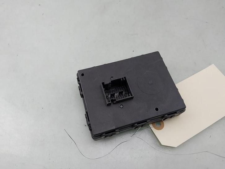 DIVERSEN Volkswagen Tiguan (AD1) (|3Q0959435C|3Q0959435E|), Auto-onderdelen, Overige Auto-onderdelen, Volkswagen, Gebruikt