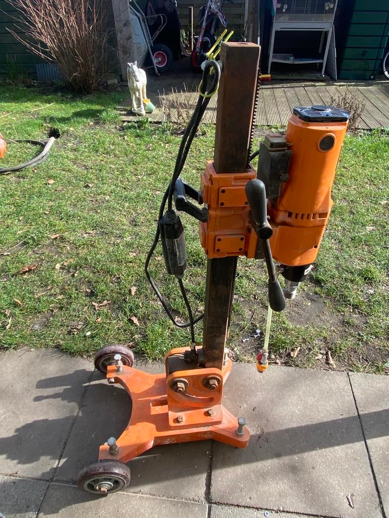 Beton kernboor op statief als set of apart CARAT en SPIT, Doe-het-zelf en Bouw, Ophalen, Gebruikt