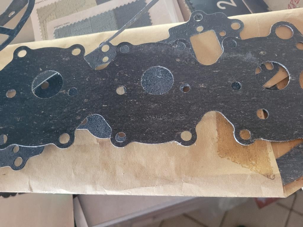 Originele OMC 70-75hp pakkingset (oude dealer), Ophalen, Nieuw, Universele onderdelen