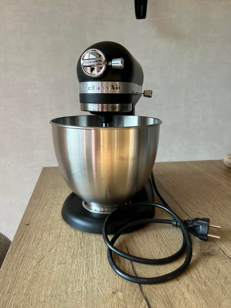 Kitchenaid mini mat zwart, Elektronische apparatuur, Keukenmixers, Ophalen, Zo goed als nieuw